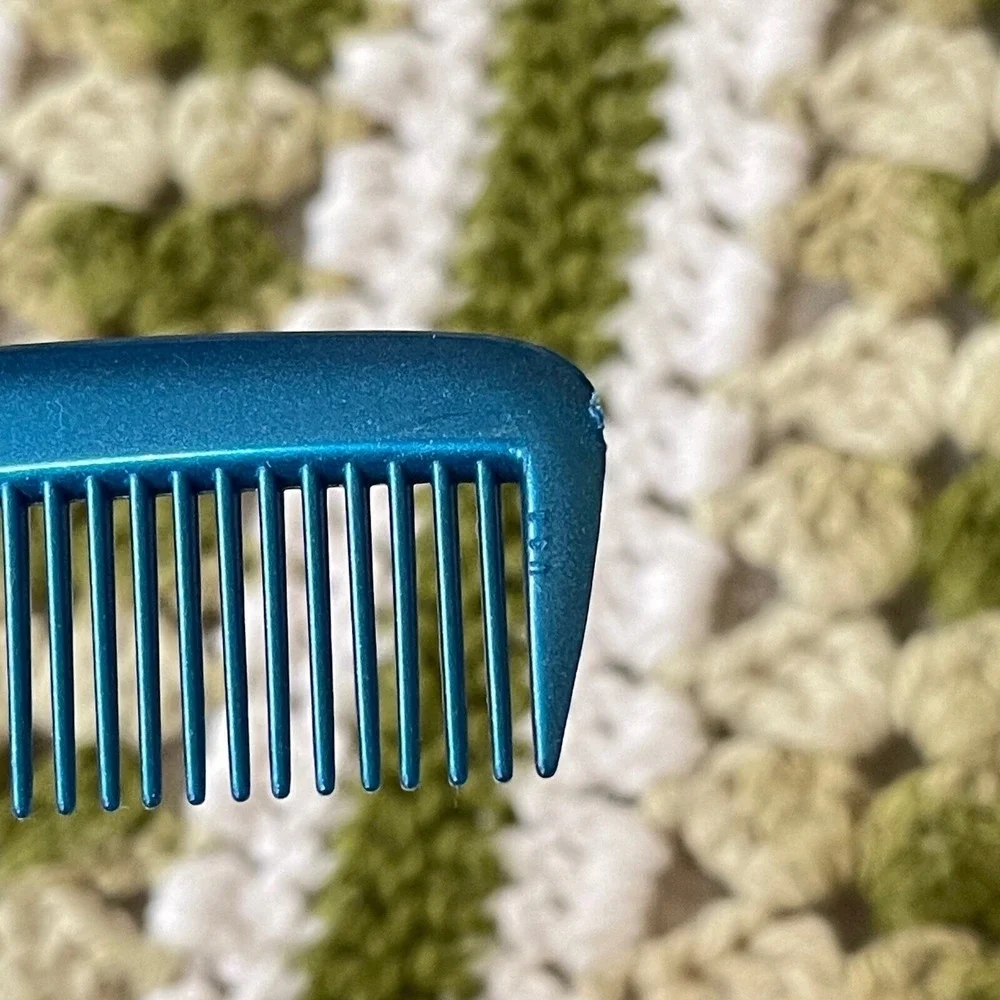 Vintage Unbreakable Plastic Blue sparkle Comb‎ Retro USA Purse barber